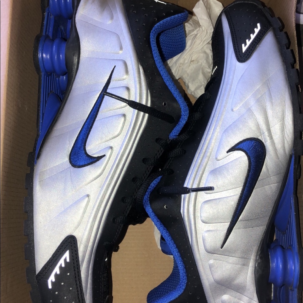 Nike Shocks R4’s